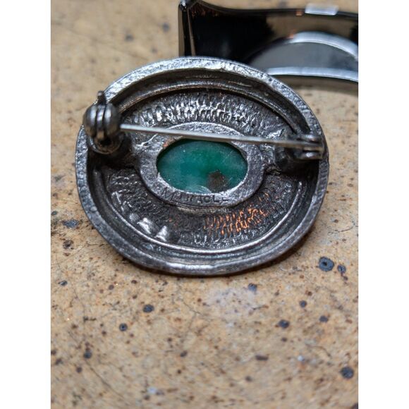 Vintage Miracle Brooch – Celtic Revival, Green Cabochon, UK-Made - Picture 7 of 7